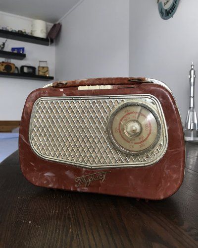Radio Vintage Portable Bakélite URSS – Touriste