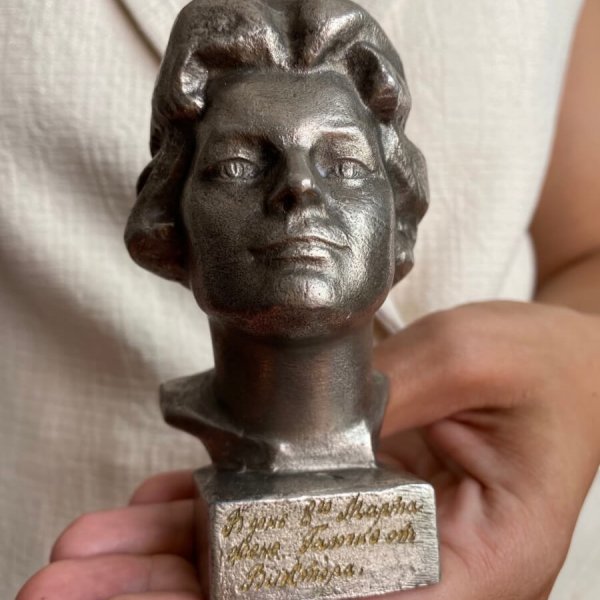 Buste Valentina Tereshkova – Journée Internationale des femmes