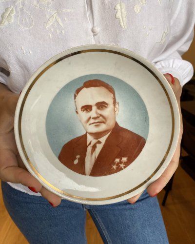 Assiette Porcelaine – Sergei Korolev