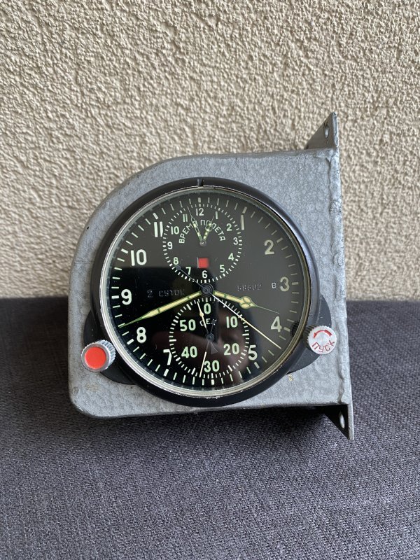 Horloge de Cockpit Soviétique – Numéro 58302