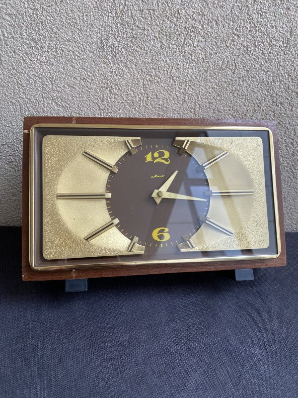 Horloge Mayak - Mid Century - Bois Laiton