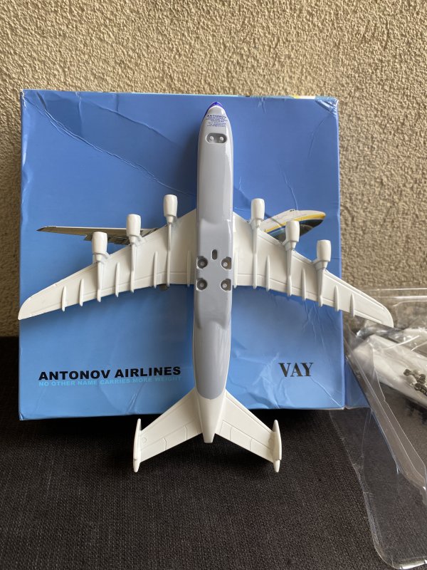 Modèle Antonov An-225 Mriya - 1:400 – Image 4