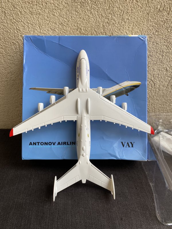 Modèle Antonov An-225 Mriya - 1:400 – Image 5