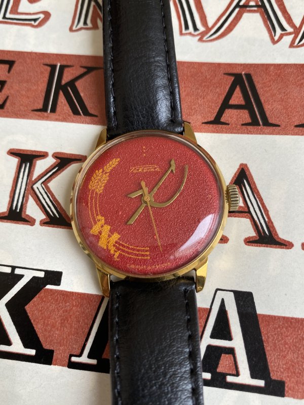 Montre Raketa – Marteau Faucille – Image 2