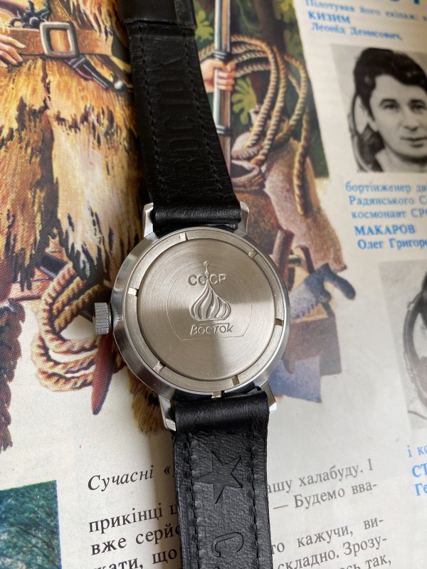 Montre Buran – URSS – Pingouin Ours - Neuve – Image 4