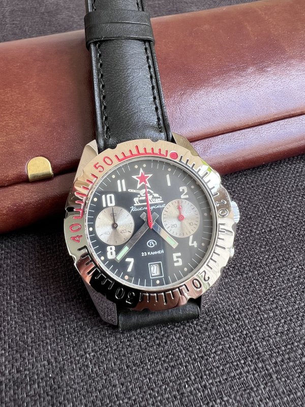 Montre Vostok Chronographe – 3133 – Tank – Komandirskie - Neuve - Boite