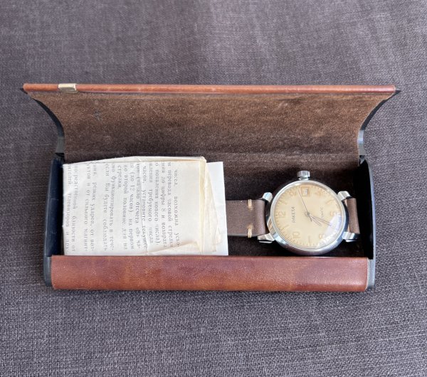 Rare Raketa Vostok - Automatique - Boite Document – Image 2