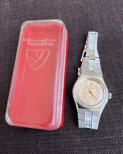 Montre Médecin Femme - Chaika - Boite