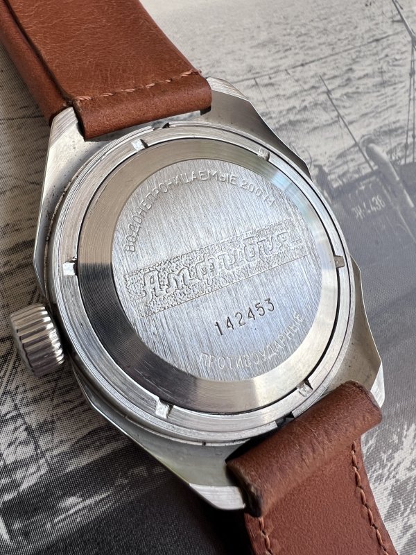 Montre Vostok Amphibia – Sous-Marin – Komandirskie – Image 4