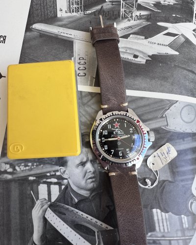 Montre Vostok Amphibia – Tank – Komandirskie - Boite
