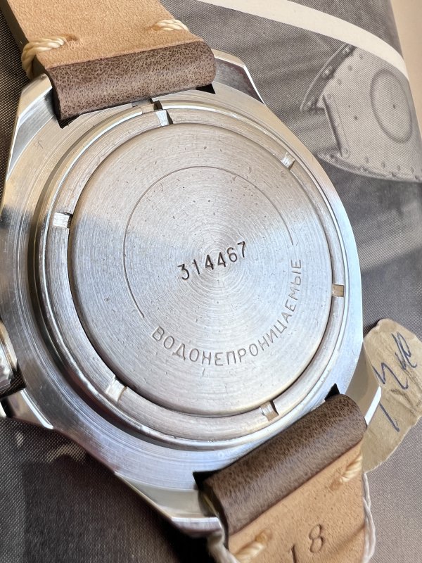 Montre Vostok Amphibia – Tank – Komandirskie - Boite – Image 5