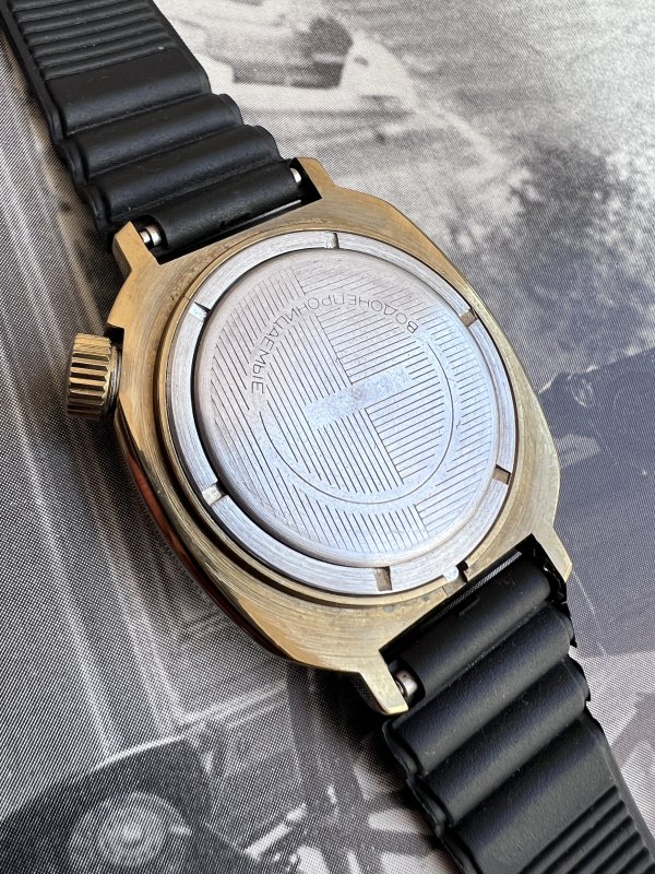 Montre Vostok Plongée - Bracelet Vostok – Image 4