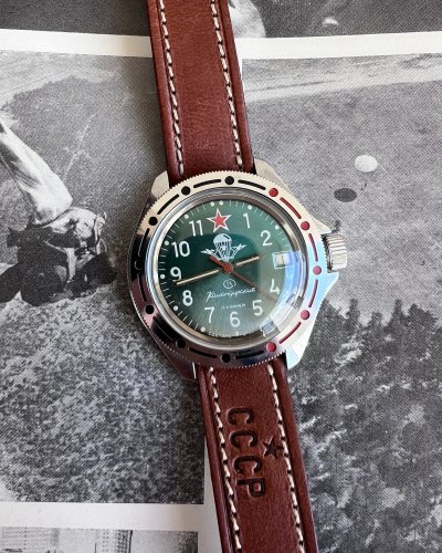 Vostok Komandirskie – Parachutiste - Série Severance