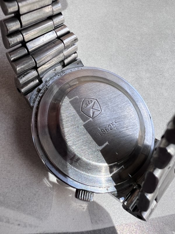 Montre Luch - Médecin Soviétique - Quartz – Image 4