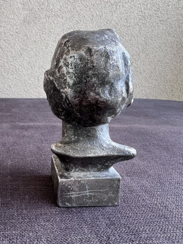 Buste - Valentina Tereshkova – Image 4