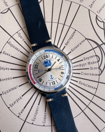 Montre Raketa 24 Heures - Sous Marin - Voiles écarlates
