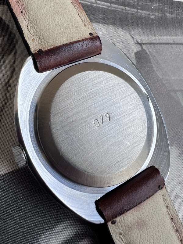 Montre Raketa Big Zero – Blanche – 079 – Image 4