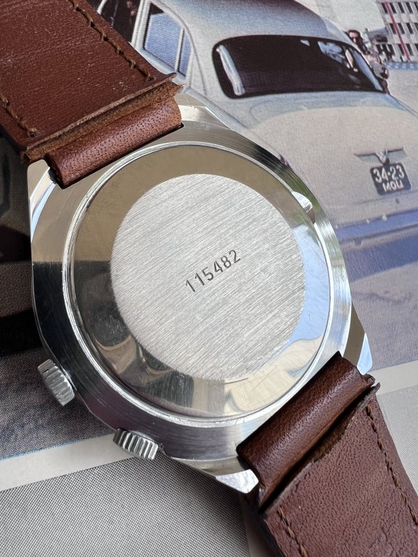 Montre Raketa -Calendrier Perpétuel – NOS - Bracelet d'origine – Image 5