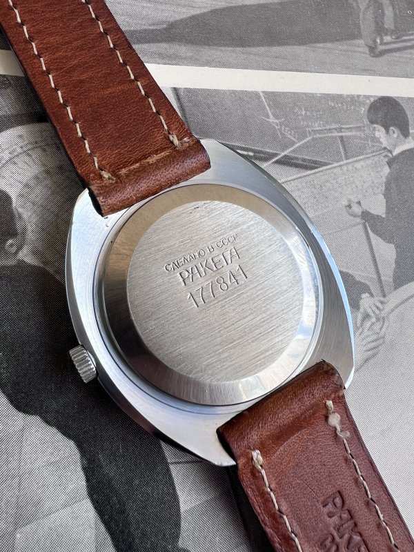 Montre Raketa Big Zero – Blanche – 177841 – Image 4