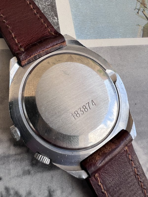 Montre Raketa – Mouvement 24 Heures – Cercle Arctique – Bracelet d'origine – Image 6