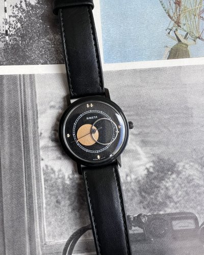 Montre Raketa Copernicus – Noire – 321 - Certificat Entretien