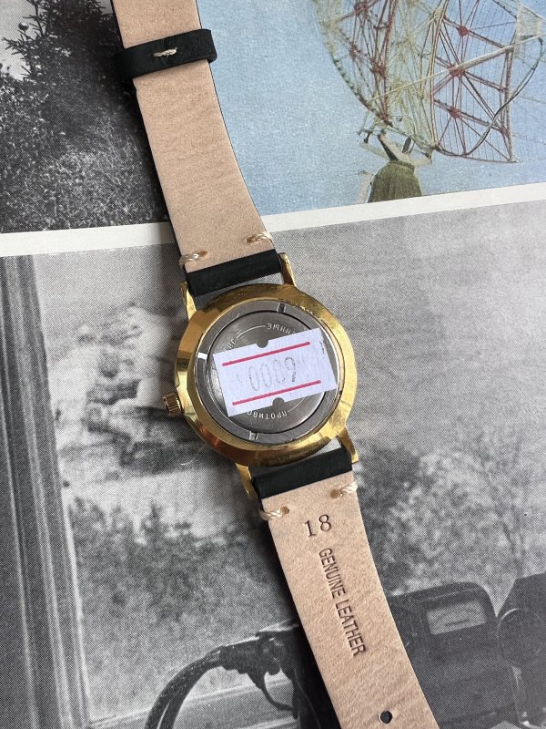 Montre Luch 2209 - Plaquée Or - Fine – Image 3