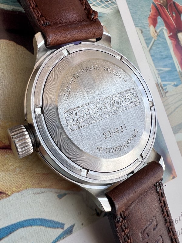 Montre Vostok Amphibia – Sous-Marin – Komandirskie – NOS – Image 6