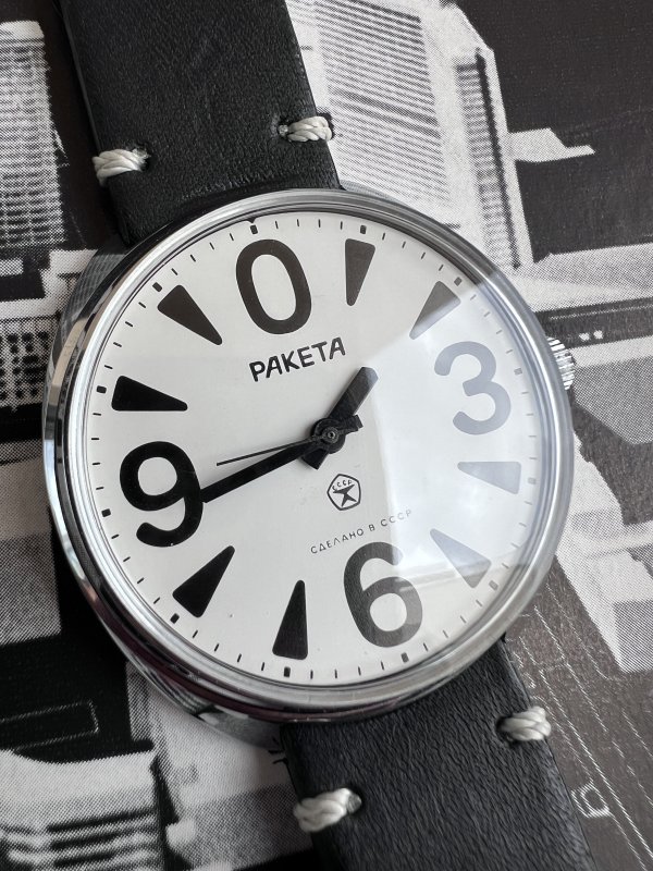 Montre Raketa Big Zéro – Blanche – Neuve – Boite – Image 3