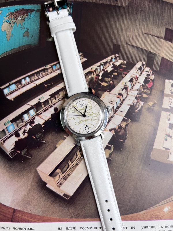 Montre Buran – URSS – Manchot - Ours