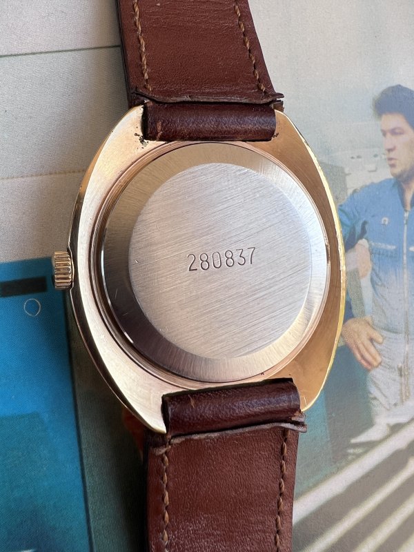 Montre Raketa Big Zéro – Plaquée Or – Image 4