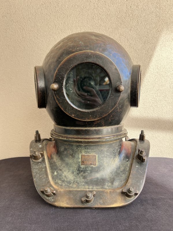 Casque Scaphandre - 12 Boulons - 1964 – Image 2