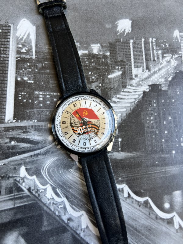 Montre Raketa - 50 Ans Victoire - WW2 - Image 2