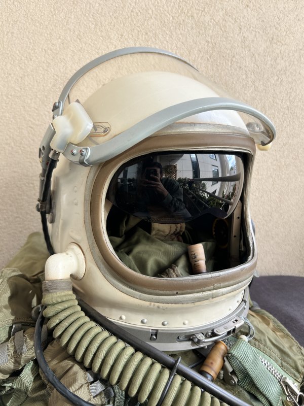 Casque Stratosphérique – GSH-6 – 1981 – Combinaison VKK-6M - Image 2
